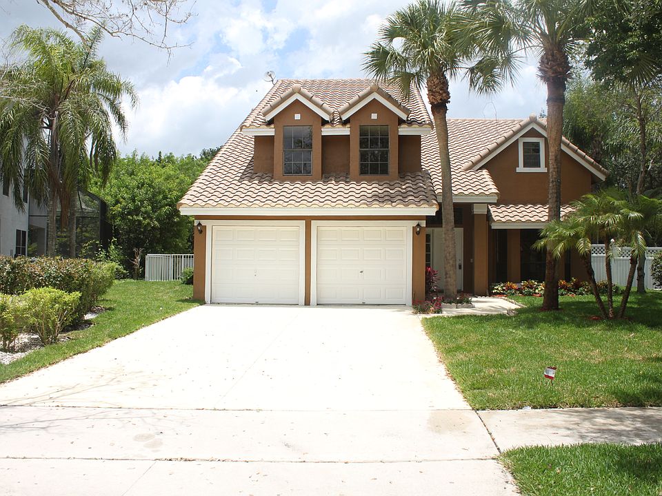 1st image of 6516 NW 57th Ln