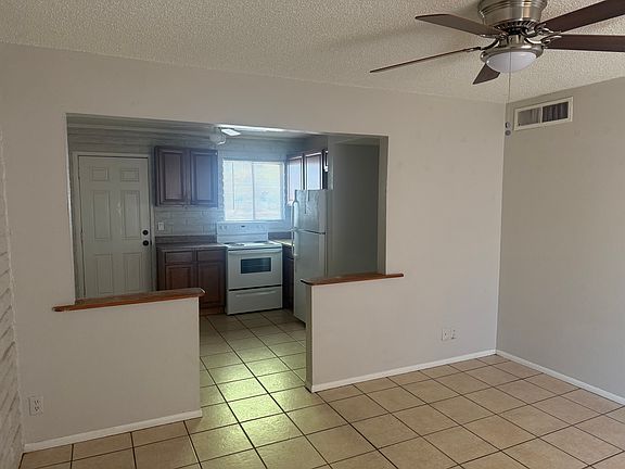 5th image of 347 E 2nd Ave #10
