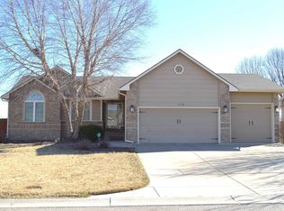 1336 N Robin Ct, Andover, KS 67002