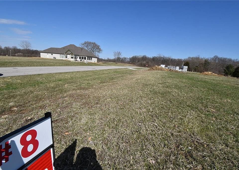 2nd image of 8463 Black Oak Dr