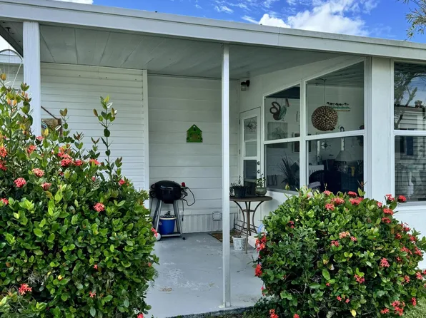 63 Calle De Lagos, Fort Pierce, FL 34951