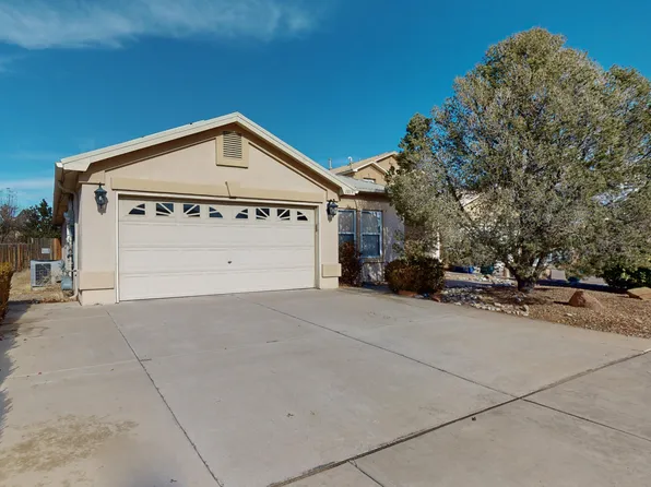 1019 Las Golondrinas Ct NW, Albuquerque, NM 87107