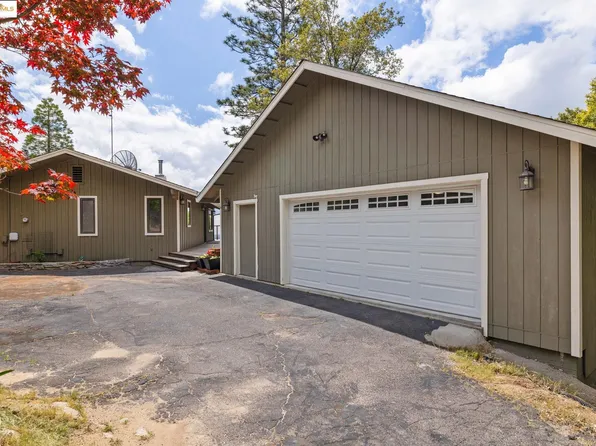 17215 Mount Everest Ct, Sonora, CA 95370