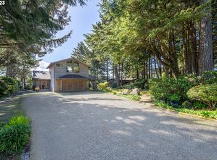 92834 Lakeshore Dr, Langlois, OR 97450