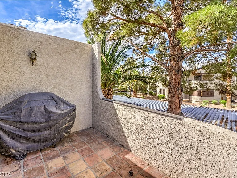 5068 Jeffreys St #202 — Photo 26