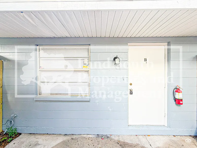 1 bed, 1.0 bath, 600 sqft, $1,050 — Photo 2