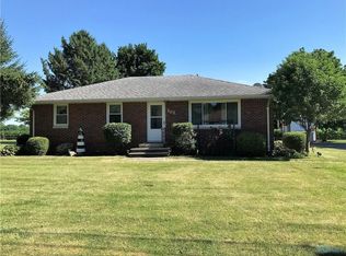 302 Jackson St, Elmore, OH 43416