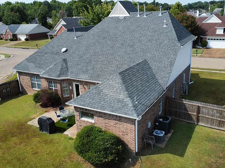 1573 Siskin Dr — Photo 4