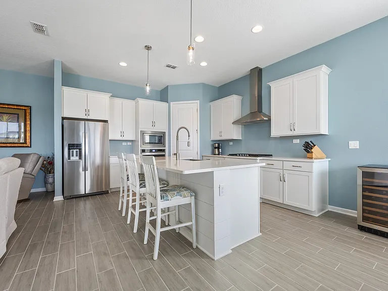 405 Rum Runner Way St — Photo 4