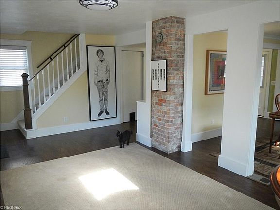 4th image of 239 Cornell Ave