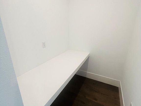 5th image of 17854 Moonstone Way
