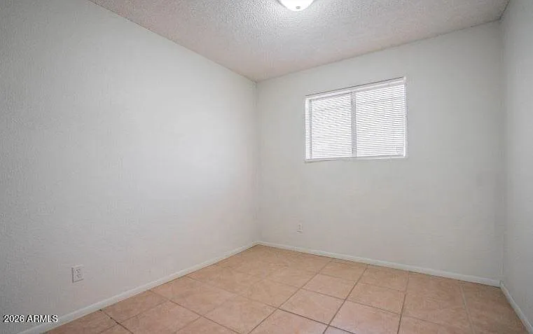 511 N Brown Ave — Photo 5