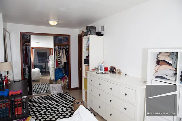 Rented by Highline Residential | media 12