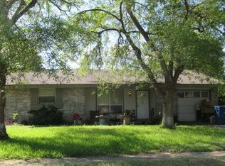 5142 Village Lawn, San Antonio, TX 78218