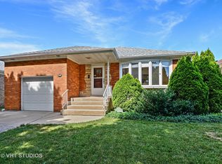 7704 N Neva Ave, Niles, IL 60714