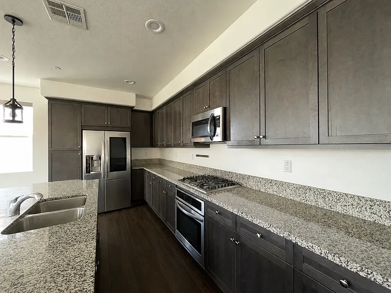 12170 Chorus Dr — Photo 4