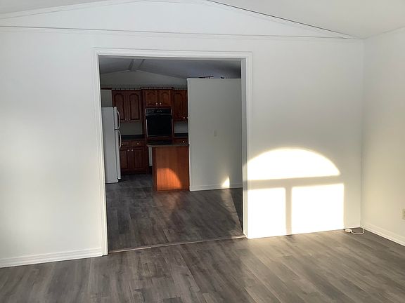 5th image of 338 Kinney Road