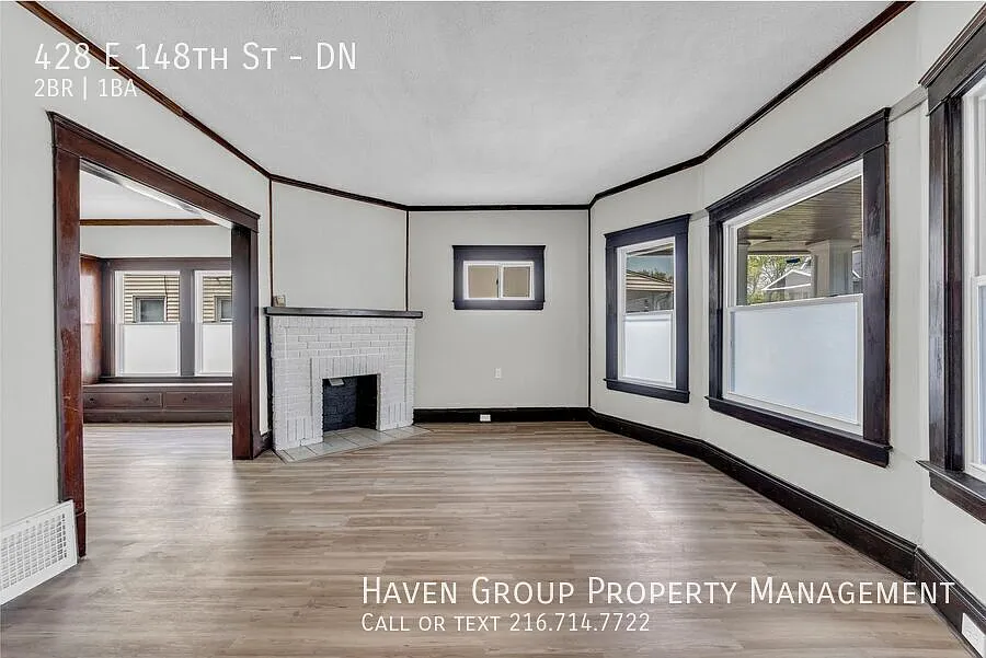 428 E 148th St | DN, Cleveland - Spacious 2 bed 1 bath multi-family home! — Photo 4