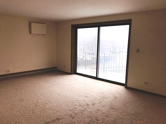 2nd image of 2333 N Neva Ave APT 208
