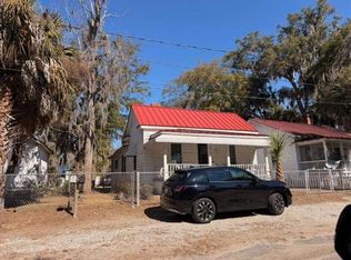 135 Dowling Ave, Walterboro, SC 29488