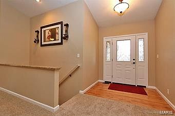 5th image of 511 Log Cabin Farmington Ml