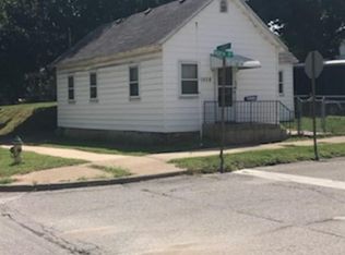 1538 N 8th St, Quincy, IL 62301