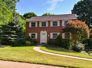 976 Broad Meadow Dr, Pittsburgh, PA 15237