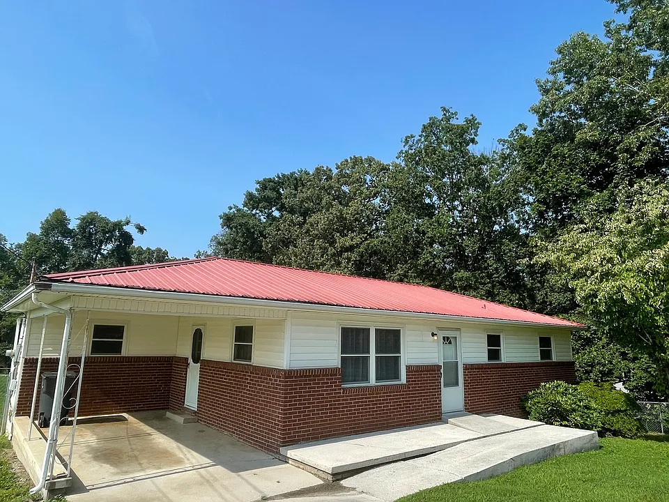 Broyles Ln