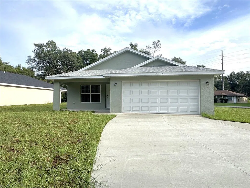 3 bed, 2.0 bath, 1489 sqft, $1,700 — Photo 2