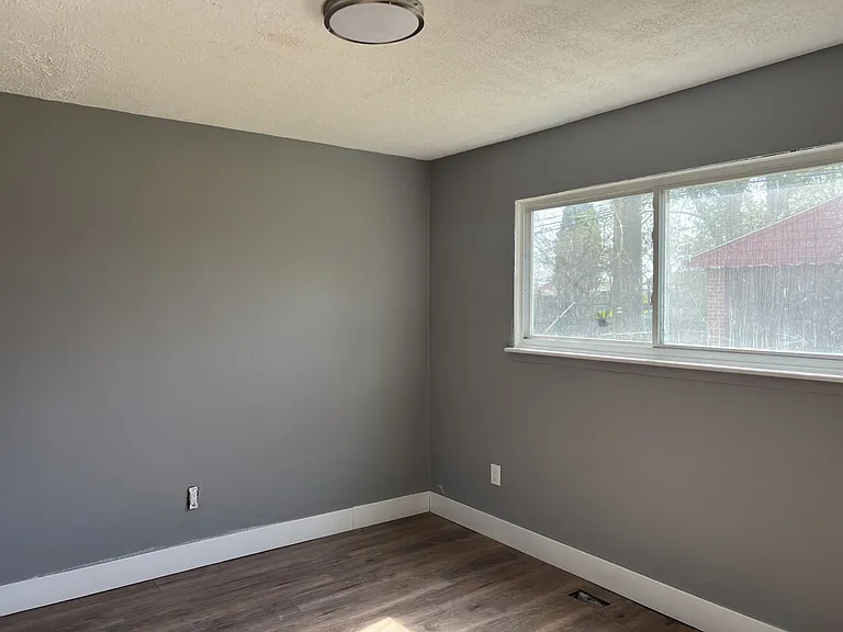 4337 Algonquin St — Photo 7