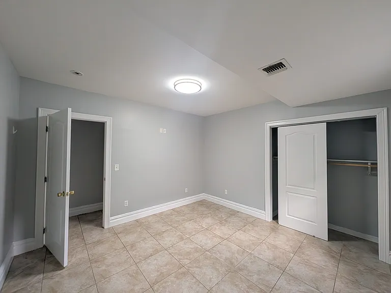 319 Sussex St #1 — Photo 9