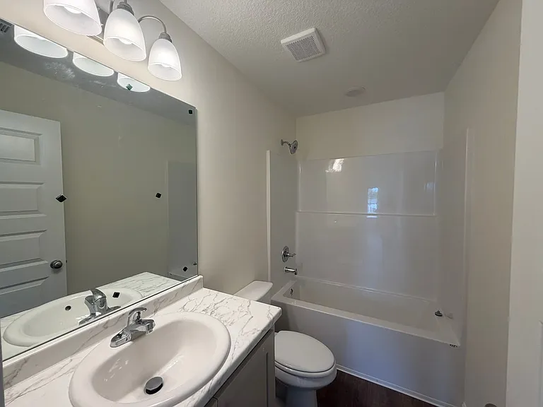 513 Nickies Way — Photo 4