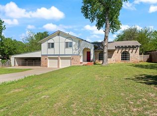1825 W David Dr, Mustang, OK 73064
