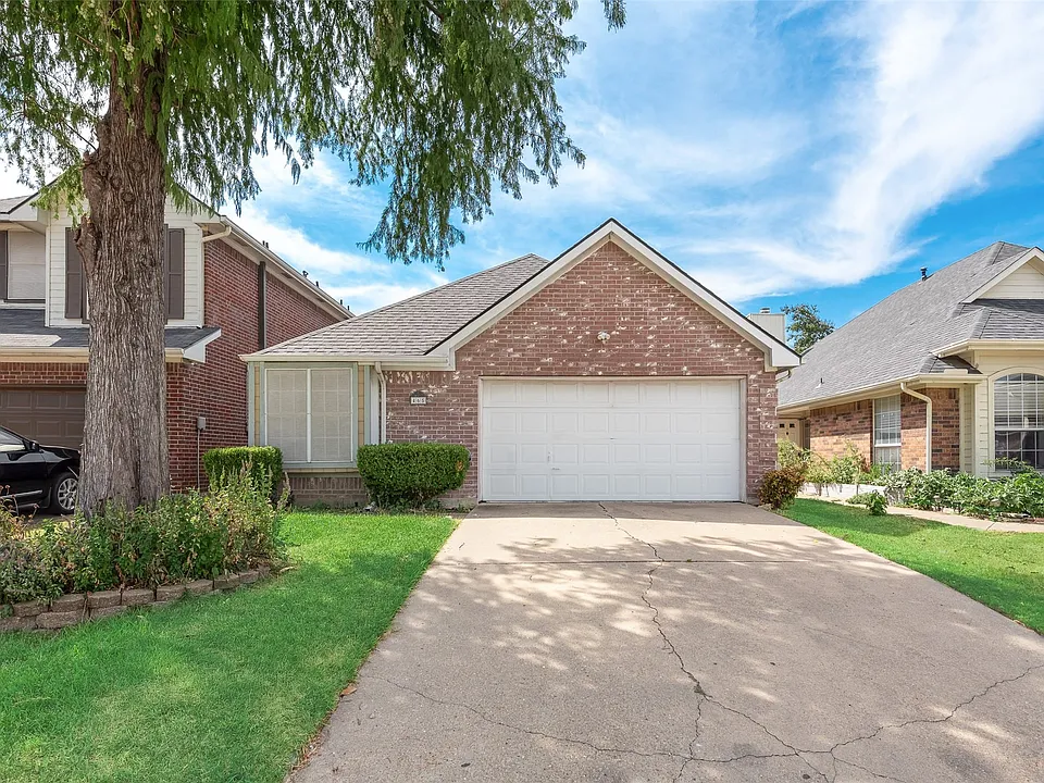 465 El Rio Dr