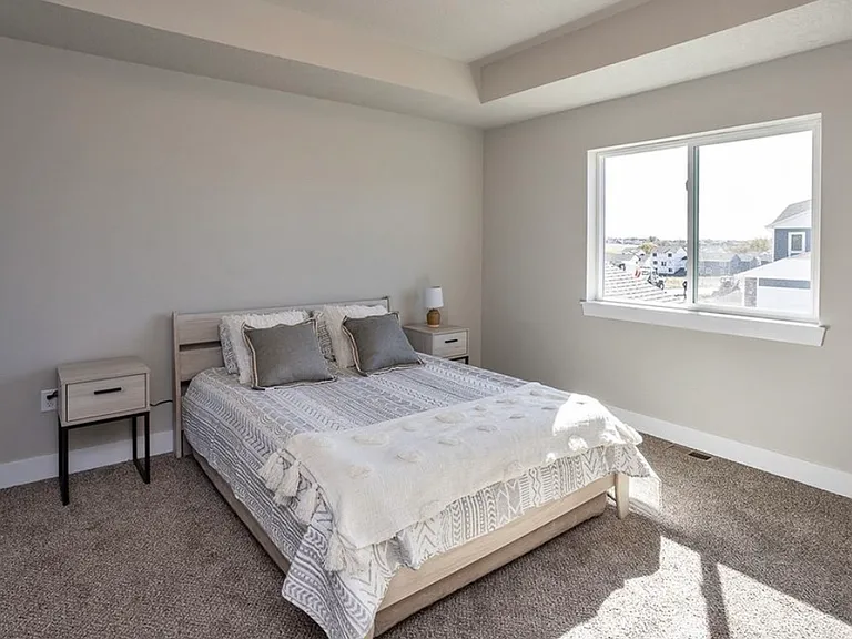 713 Umbra Pl — Photo 13