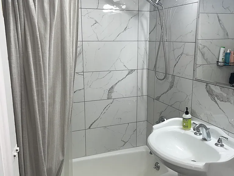 19 Cortes St #10 — Photo 7