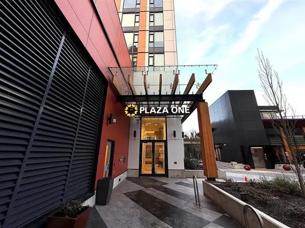 13725 George Junction Ave #3707, Surrey, BC V3T 0V7