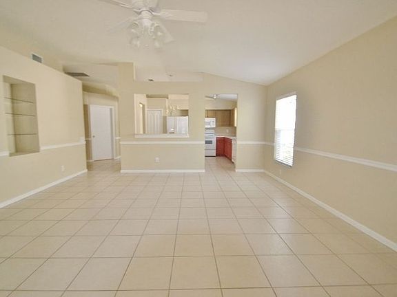 5th image of 10512 Egret Haven Ln