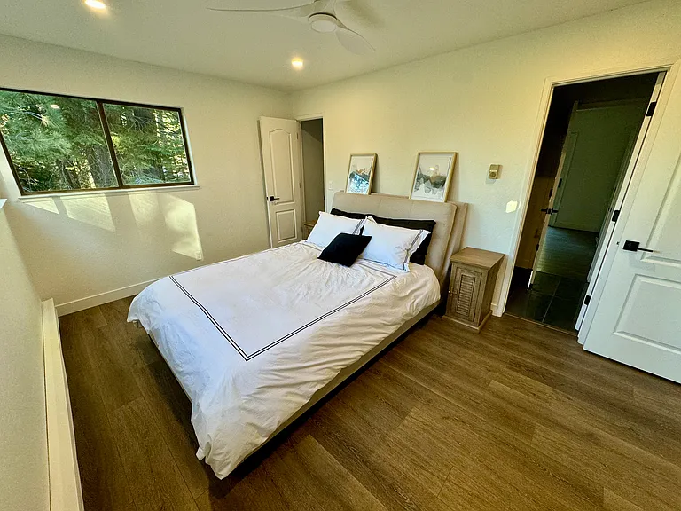 1588 Skyline Dr — Photo 24