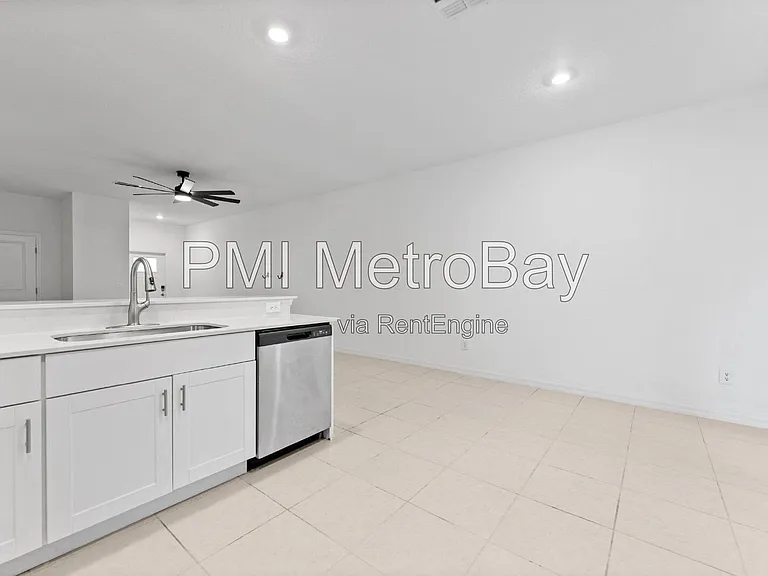 5137 Benjamin Eric St — Photo 13