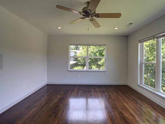 Living Room looking West