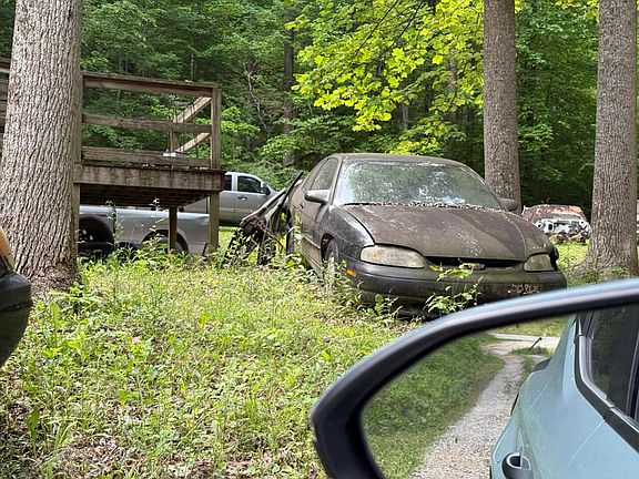 3rd image of 1676 Highway 3447