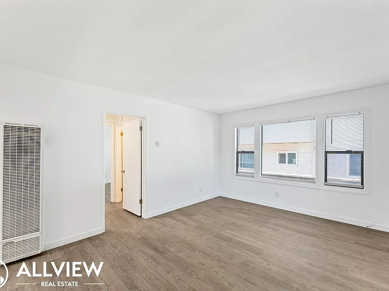 161 Avenida Del Poniente — Photo 3