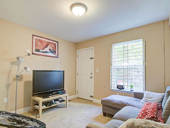 3rd image of 1912 N 18th St #1