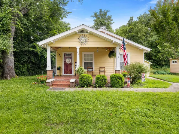 111 Bell St, Soddy Daisy, TN 37379