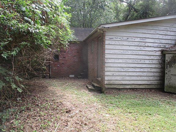 5th image of 101 Oakridge Dr