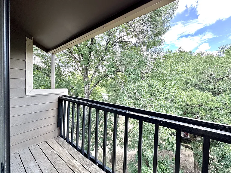 Tramor at Oak Run — Photo 12