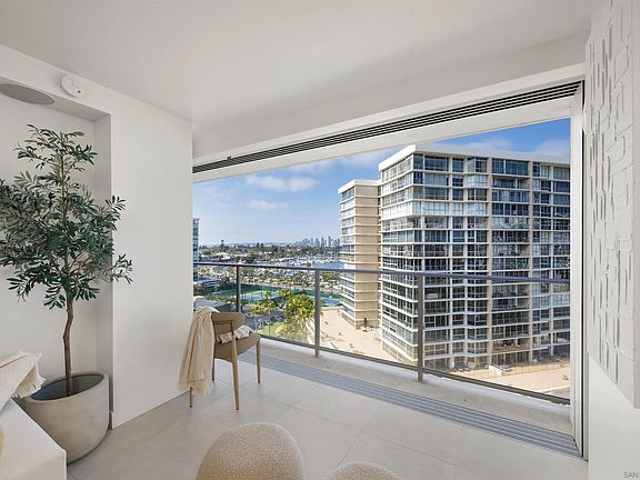 4th image of 1760 Avenida Del Mundo Unit 901