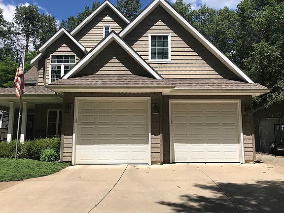 4th image of 128 Halladay Dr