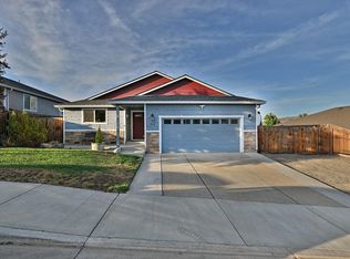 928 Stonewater Dr, Eagle Pt, OR